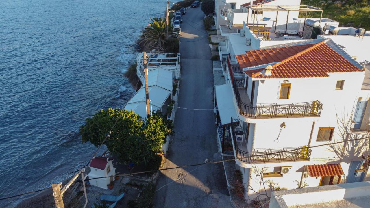 The Island House - Family Size Apt - Overlooking The Aegean - 3 Steps From The Beach Mochlos Luaran gambar