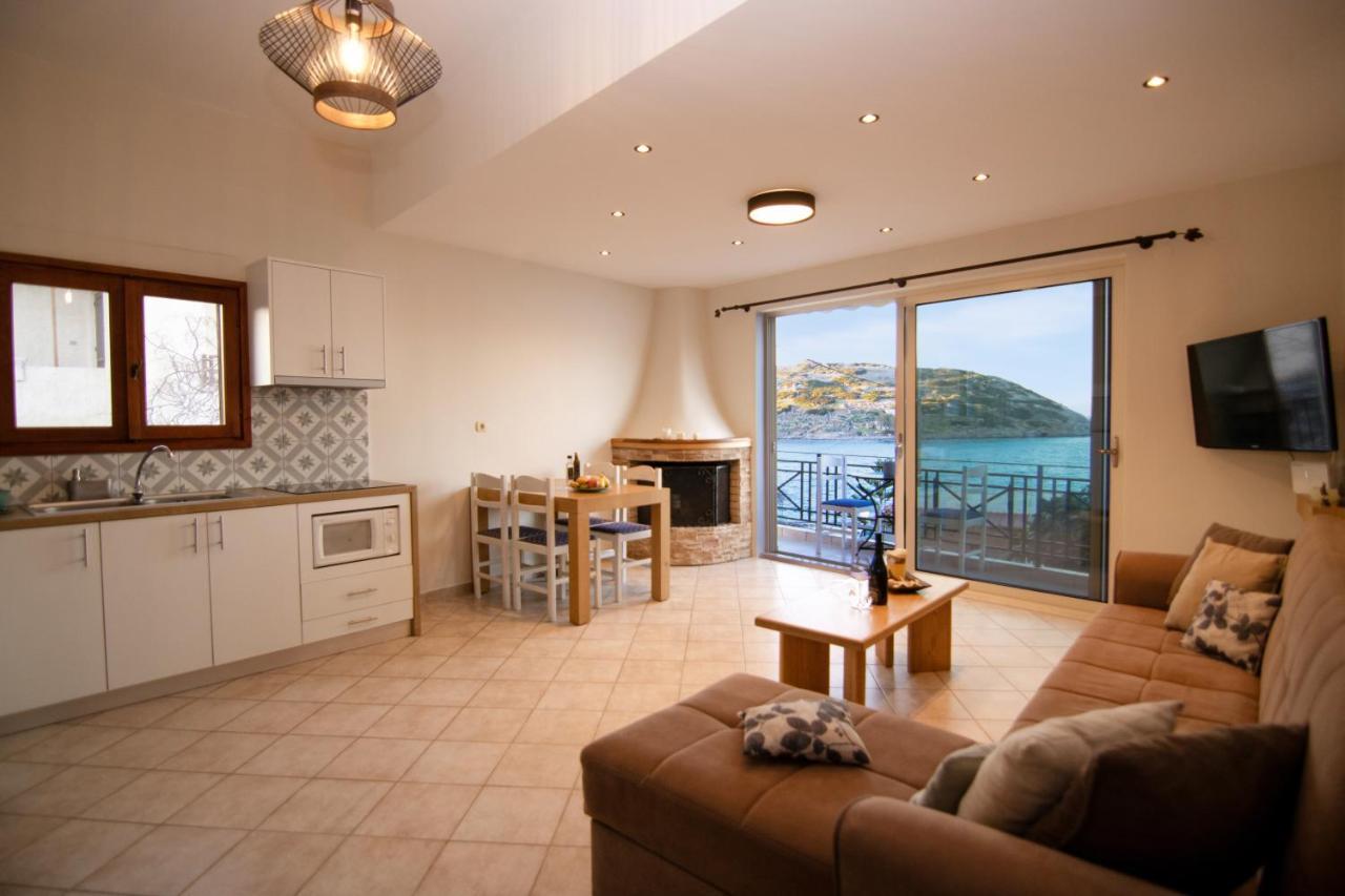 The Island House - Family Size Apt - Overlooking The Aegean - 3 Steps From The Beach Mochlos Luaran gambar