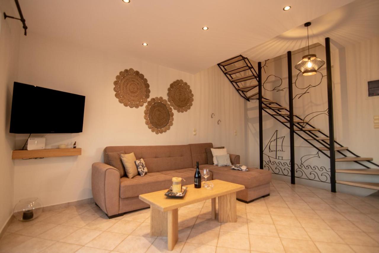 The Island House - Family Size Apt - Overlooking The Aegean - 3 Steps From The Beach Mochlos Luaran gambar