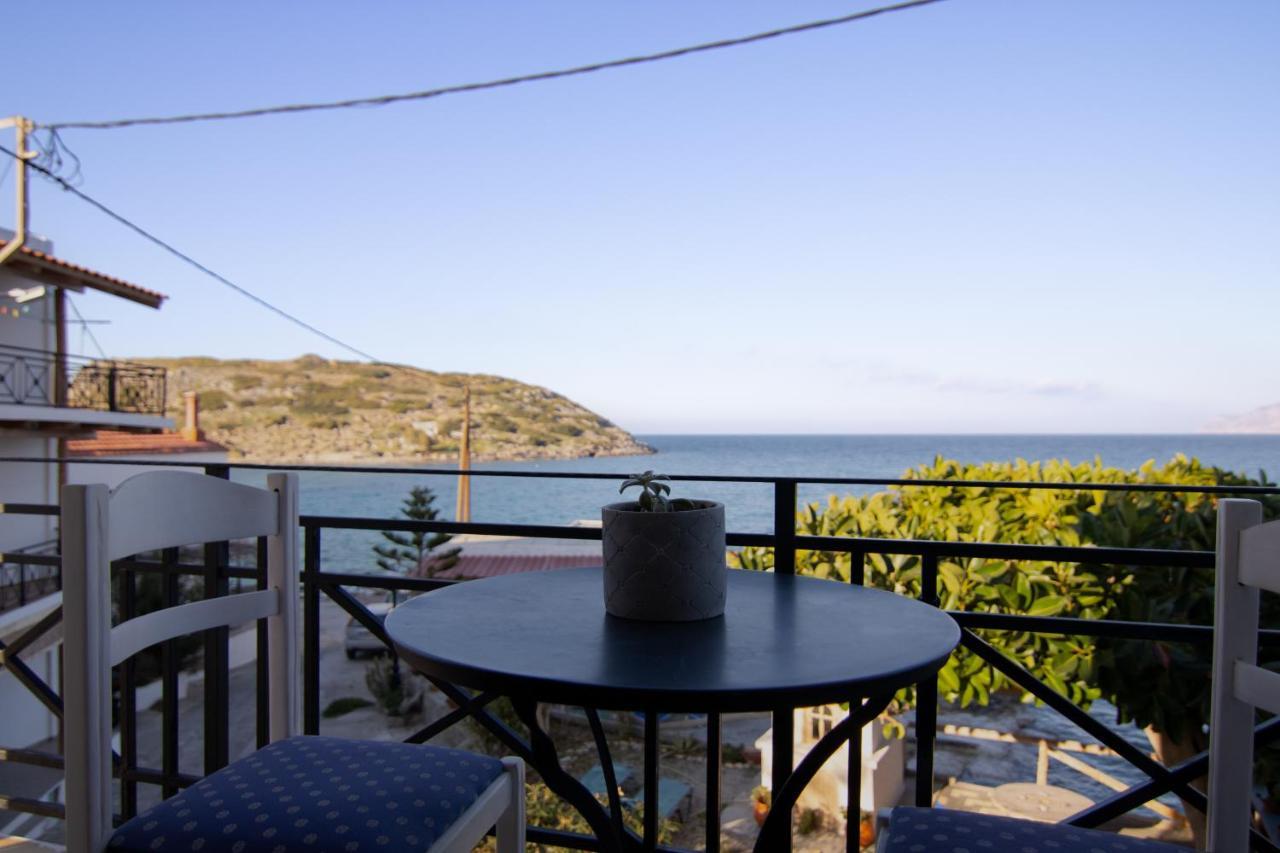 The Island House - Family Size Apt - Overlooking The Aegean - 3 Steps From The Beach Mochlos Luaran gambar