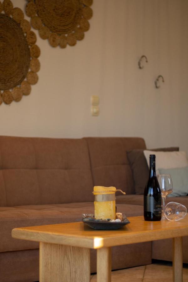 The Island House - Family Size Apt - Overlooking The Aegean - 3 Steps From The Beach Mochlos Luaran gambar