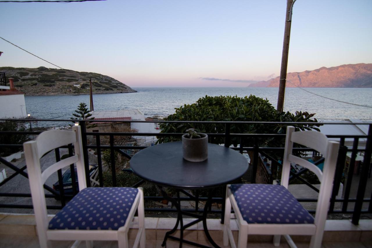 The Island House - Family Size Apt - Overlooking The Aegean - 3 Steps From The Beach Mochlos Luaran gambar